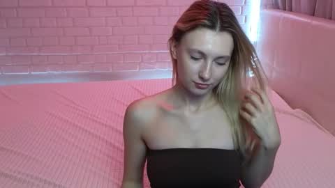 Seb Polly Roxy Jonny online show from 24, 10, 2025