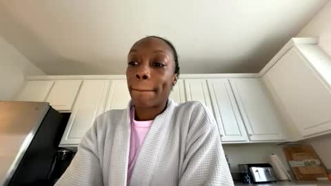 Keephimcum69me online show from 18, 4, 2026