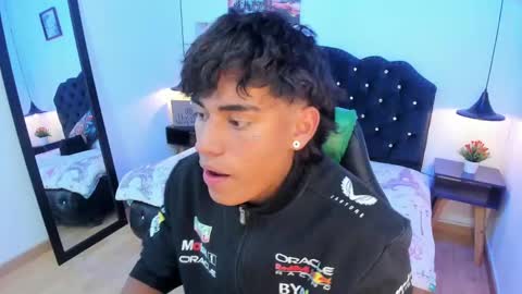 Snapshot of keevin_cross_ chatting on 7, 3, 2025 Keevin online show from 7, 3, 2025