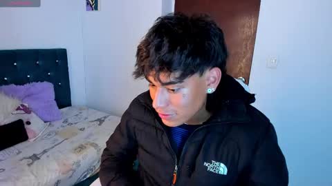 Snapshot of keevin_cross_ chatting on 9, 3, 2025 Keevin online show from 9, 3, 2025