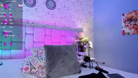 Snapshot of keidancee chatting on 7, 12, 2024 Keidance online show from 7, 12, 2024