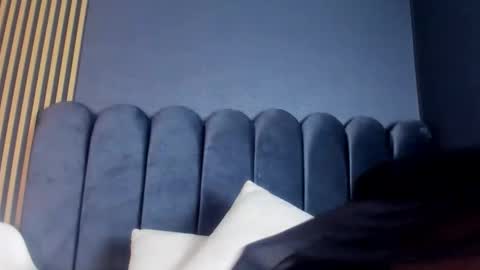 Snapshot of keila_fg chatting on 5, 11, 2025 keila online show from 5, 11, 2025