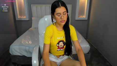 Snapshot of keilybennett chatting on 15, 4, 2026 Keily Bennet online show from 15, 4, 2026