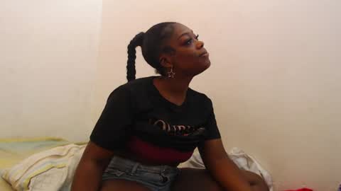 Snapshot of keilysofia chatting on 19, 6, 2026 Keili online show from 19, 6, 2026