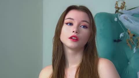 Keira online show from 28, 10, 2025