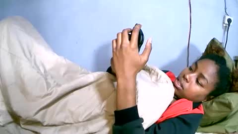 keisha759446 online show from 12, 2, 2026