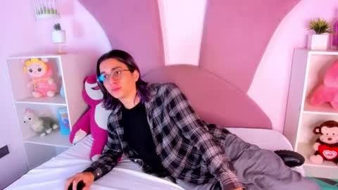 Keita moon online show from 21, 3, 2026