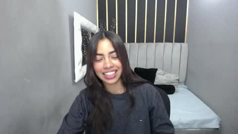 Snapshot of keizy_conte chatting on 13, 12, 2024 K E I Z Y online show from 13, 12, 2024