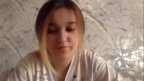 Snapshot of kelli_nuna_bebe chatting on 1, 5, 2026 kelli_nuna_bebe online show from 1, 5, 2026