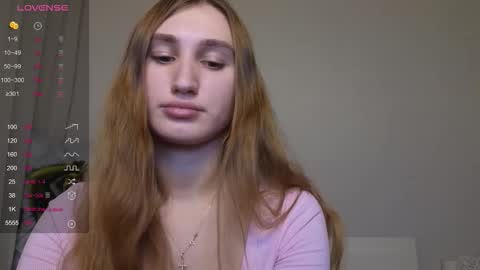 Snapshot of kellykeat chatting on 17, 10, 2025 Princess Kelly online show from 17, 10, 2025