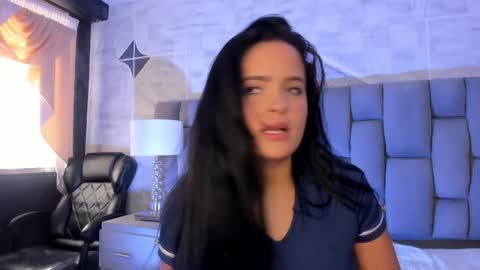 kellyMillian  online show from 21, 2, 2026