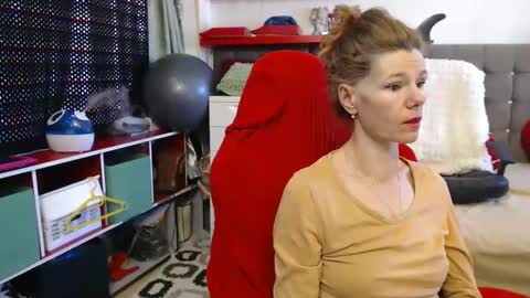 Snapshot of kellynumber chatting on 10, 1, 2025 kelly online show from 10, 1, 2025