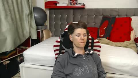 Snapshot of kellynumber chatting on 15, 5, 2026 kelly online show from 15, 5, 2026