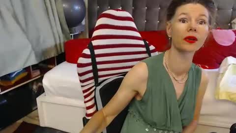 Snapshot of kellynumber chatting on 31, 5, 2026 kelly online show from 31, 5, 2026