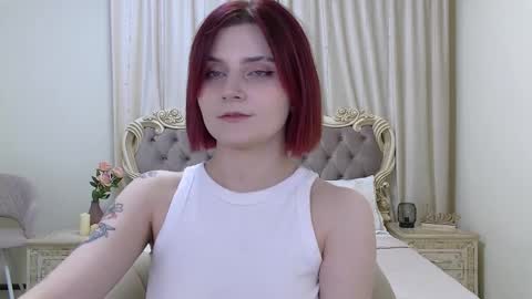 Kelly Stoneys online show from 25, 11, 2025