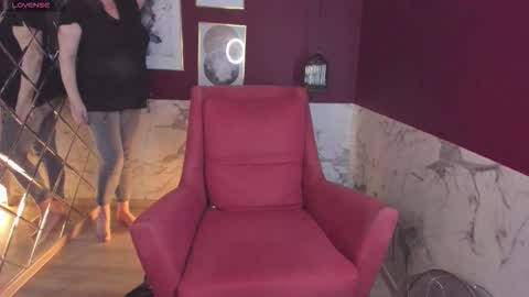 Snapshot of kellysuper chatting on 8, 11, 2025 Kelly online show from 8, 11, 2025