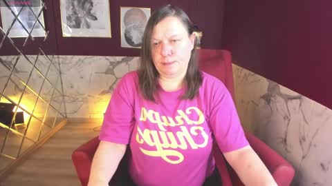 Kelly online show from 5, 4, 2026