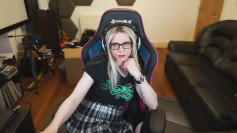 Snapshot of kelseycobalt chatting on 5, 2, 2025 kelseycobalt online show from 5, 2, 2025