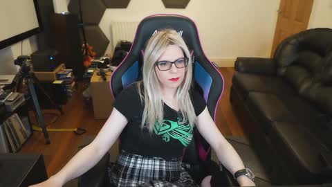 Snapshot of kelseycobalt chatting on 6, 2, 2025 kelseycobalt online show from 6, 2, 2025