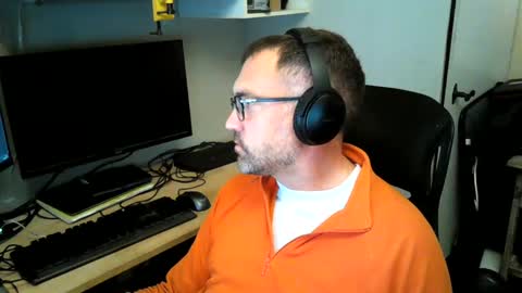 Snapshot of kelvin06133 chatting on 10, 12, 2024 kelvin06133 online show from 10, 12, 2024