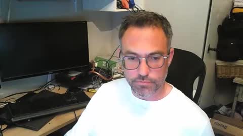 Snapshot of kelvin06133 chatting on 12, 4, 2026 kelvin06133 online show from 12, 4, 2026