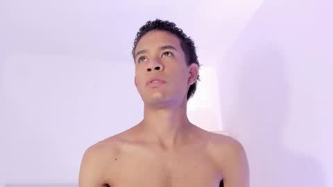 Julian Rivera   online show from 26, 10, 2025