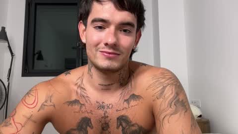 luis carlos esteban online show from 8, 10, 2025