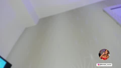 kendall_evanss_ online show from 19, 2, 2026