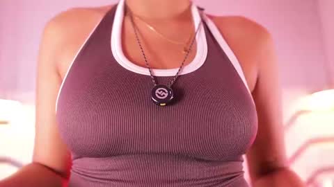 Snapshot of kendall_evanss_ chatting on 7, 6, 2026 kendall_evanss_ online show from 7, 6, 2026