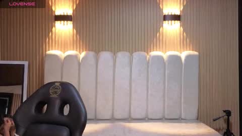 kendall_rossii_ online show from 2, 12, 2025