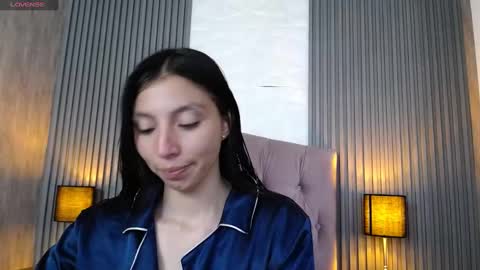 Snapshot of kendall_saenz chatting on 3, 3, 2025 kendall_saenz online show from 3, 3, 2025