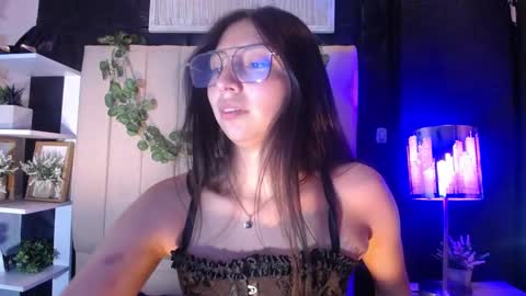 Snapshot of kendall_saenz chatting on 6, 10, 2025 kendall_saenz online show from 6, 10, 2025