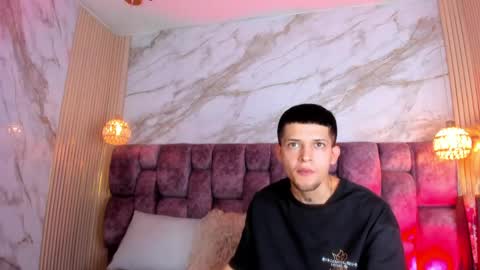 Kendall and Taylor online show from 22, 4, 2026