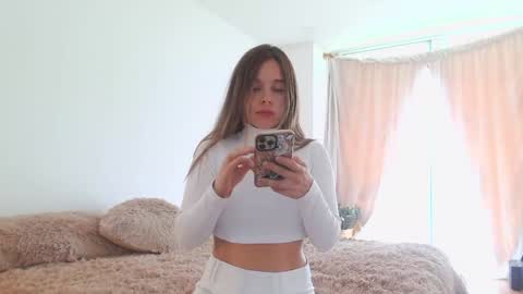 kendall online show from 4, 3, 2025