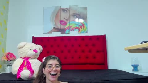 Snapshot of kendalyener chatting on 6, 3, 2025 KENDALYENER online show from 6, 3, 2025