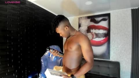Snapshot of kender21_ chatting on 7, 3, 2025 Kender online show from 7, 3, 2025