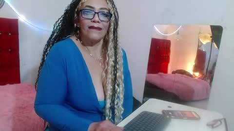 Snapshot of kendra_lust_69 chatting on 29, 5, 2026 kendra_lust_69 online show from 29, 5, 2026