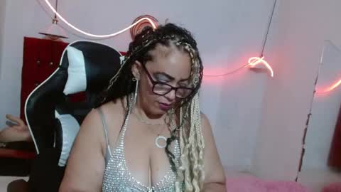 Snapshot of kendra_lust_69 chatting on 5, 6, 2026 kendra_lust_69 online show from 5, 6, 2026