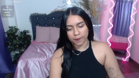 Snapshot of kendra_tay chatting on 7, 1, 2025 kendra online show from 7, 1, 2025