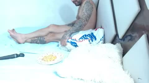 Snapshot of kendraandtommy chatting on 26, 6, 2026 Kendra And Miller online show from 26, 6, 2026
