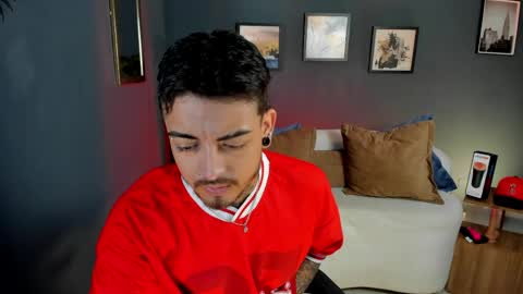 Snapshot of keneth_collins chatting on 20, 5, 2026 keneth_collins online show from 20, 5, 2026