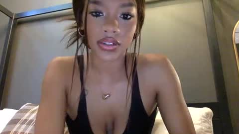 Snapshot of kennedy1024 chatting on 6, 4, 2026 kennedy1024 online show from 6, 4, 2026