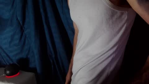 Snapshot of kennerfox77 chatting on 4, 1, 2025 Kennfox777 online show from 4, 1, 2025