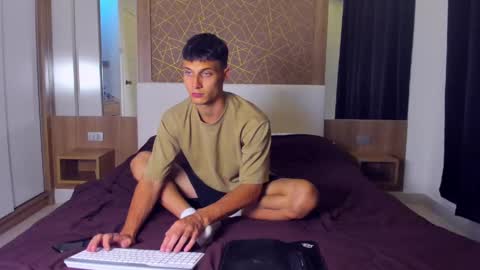 Snapshot of kenter_parker chatting on 9, 2, 2025 Peter     online show from 9, 2, 2025