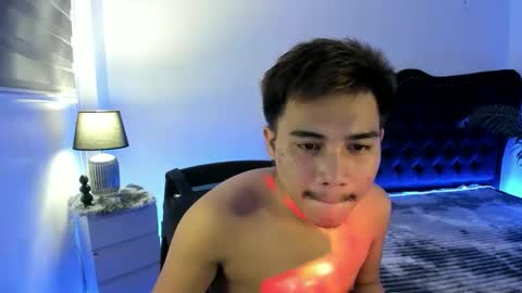 Snapshot of kenthebigcockxx chatting on 3, 10, 2025 kenji online show from 3, 10, 2025