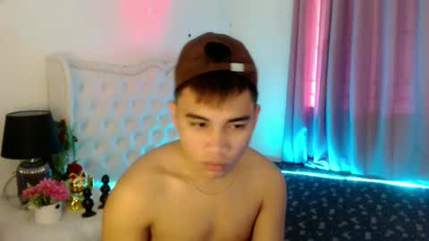 Snapshot of kenthebigcockxx chatting on 11, 10, 2025 kenji online show from 11, 10, 2025