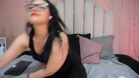 Keny online show from 2, 4, 2026