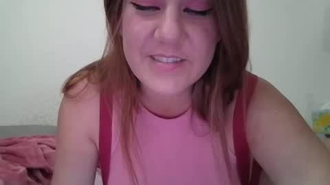 Snapshot of kenzbenz chatting on 23, 9, 2025 KenzBenz online show from 23, 9, 2025