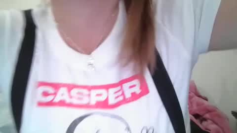 Snapshot of kenzbenz chatting on 6, 10, 2025 KenzBenz online show from 6, 10, 2025