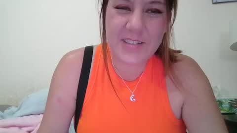 Snapshot of kenzbenz chatting on 23, 10, 2025 KenzBenz online show from 23, 10, 2025